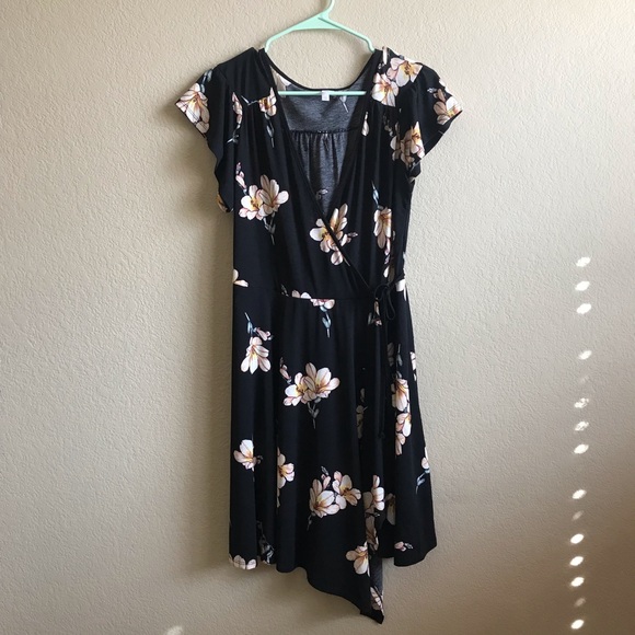 Dresses & Skirts - Floral summer dress